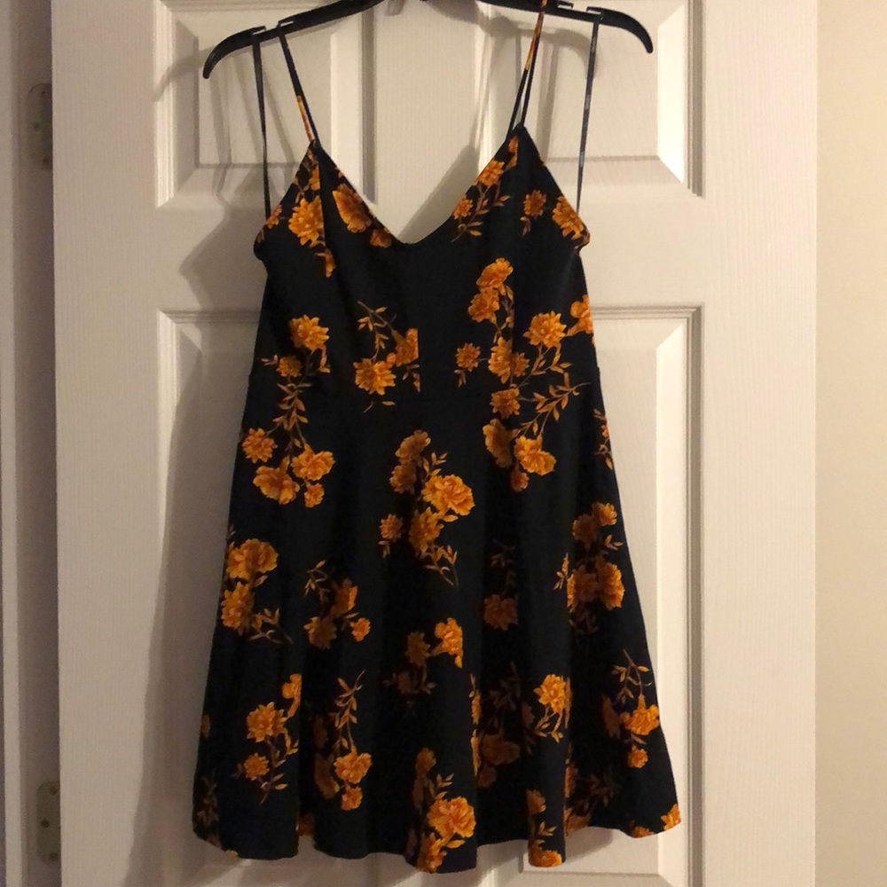 Forever 21 Black and yellow flower dress